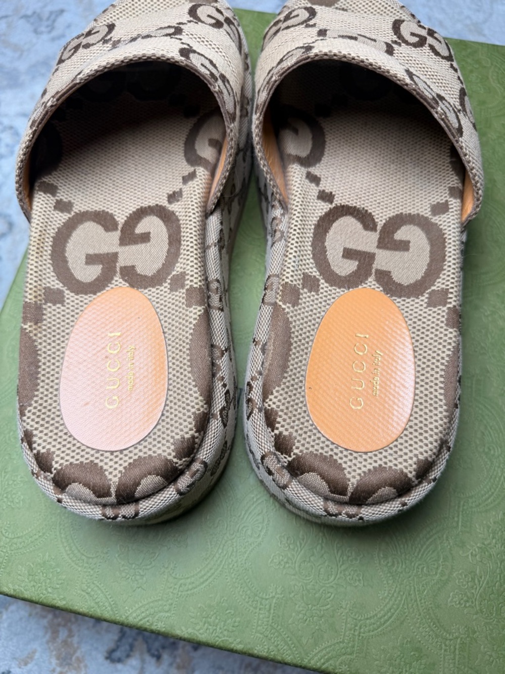 Gucci Camel & Ebony GG Canvas Platform Slides - Picture 11 of 15